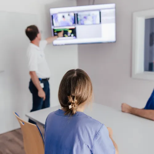 Mangold SimStation Debriefing